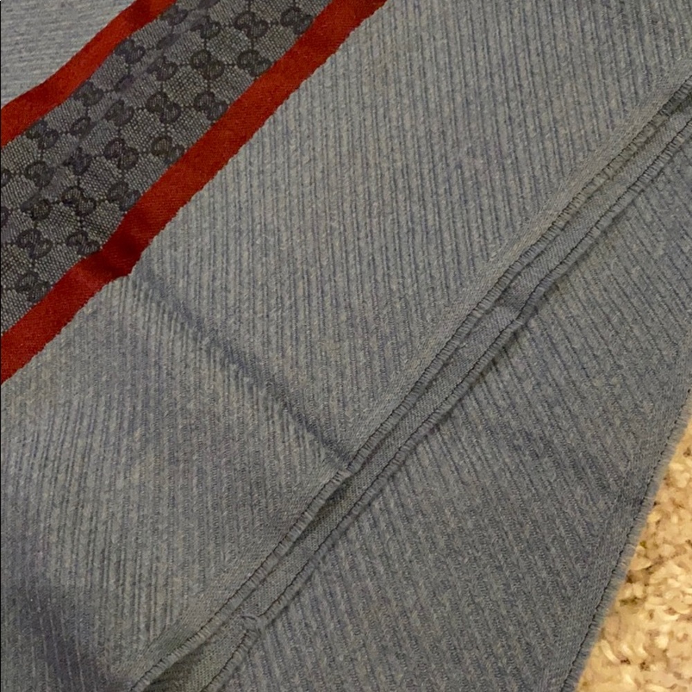 Auth Gucci Guccisima wool silk scarf - Picture 4 of 5